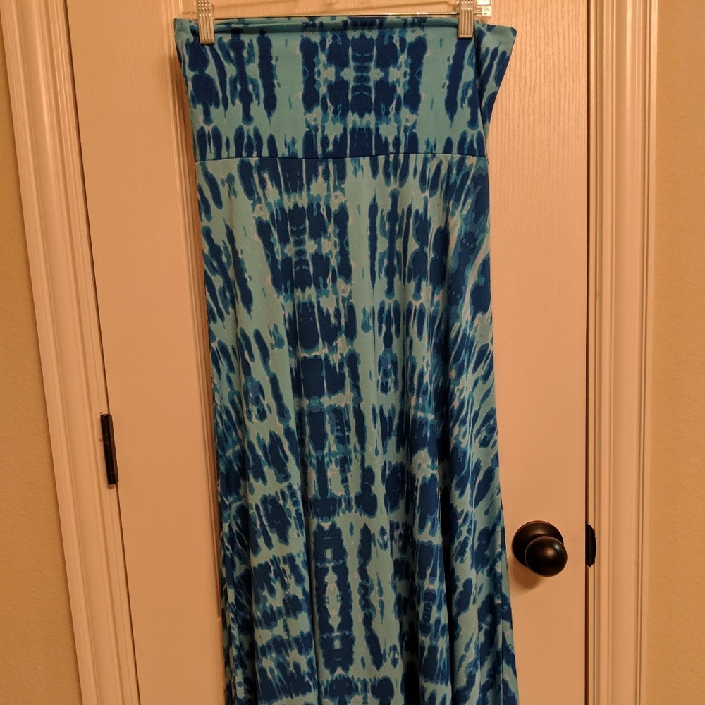 NWOT Small LulaRoe Maxi skirt